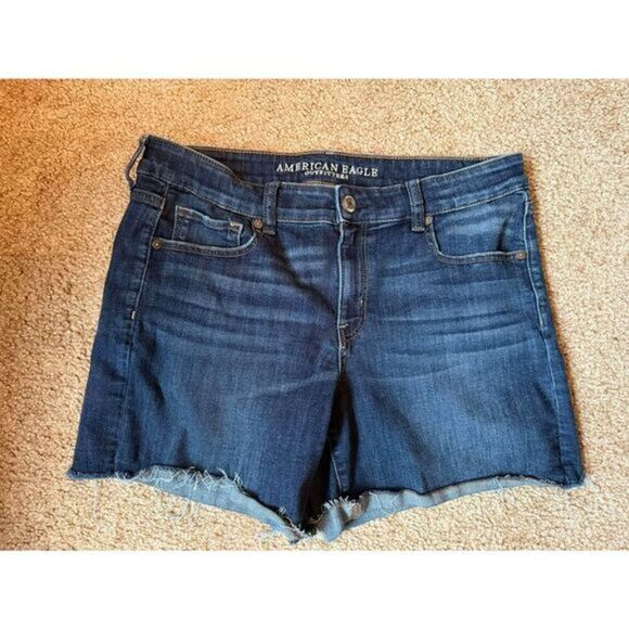 American Eagle  Denim Shorts Medium Wash Next Level Stretch Midi Size 16‎ - Picture 1 of 3